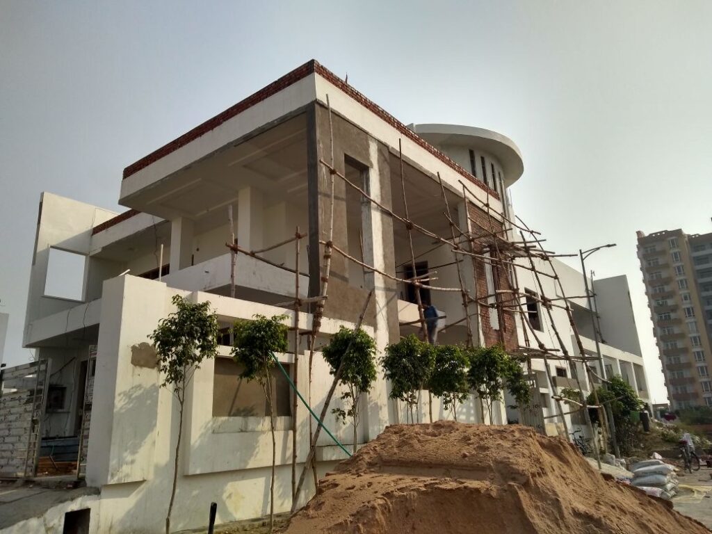 R.P. YADAV BANGLOW opp Delhi public school (10)