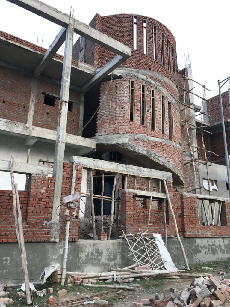 R.P. YADAV BANGLOW opp Delhi public school (2)